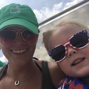 Meet your Posher, Danielle